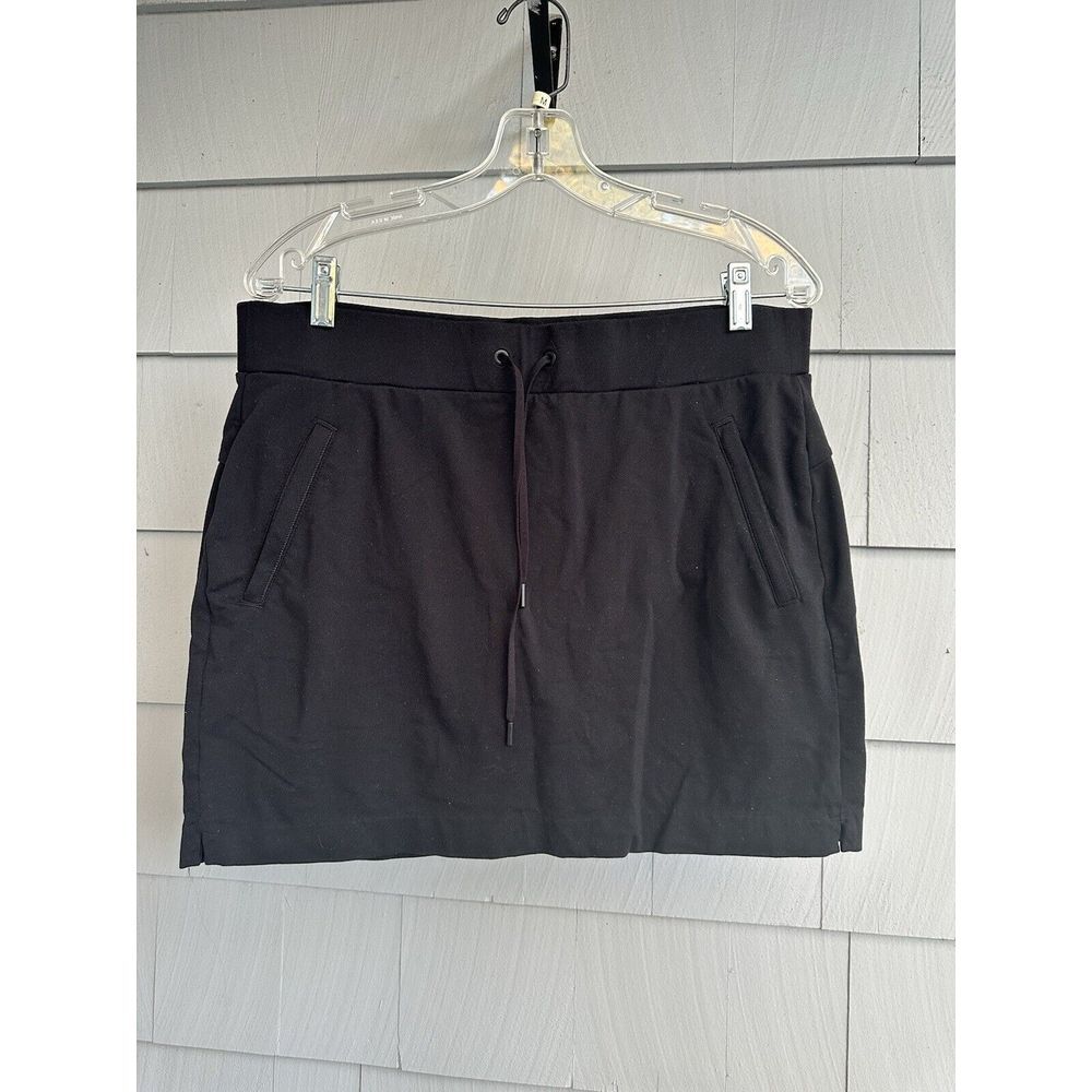 Athleta women's‎ Black Skort Style #79064 Medium EUC